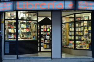 Librería Víctor Jara